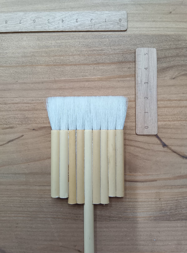 ５周年特別セール品　短穂細平連筆９本立（穂丈2.2cm、１本限り）